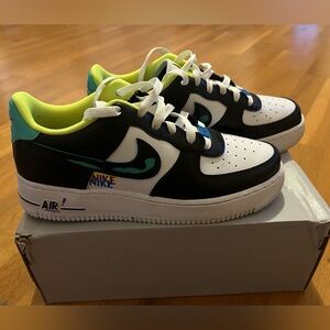 Air Force 1 LV8 (GS) - 6.5Y